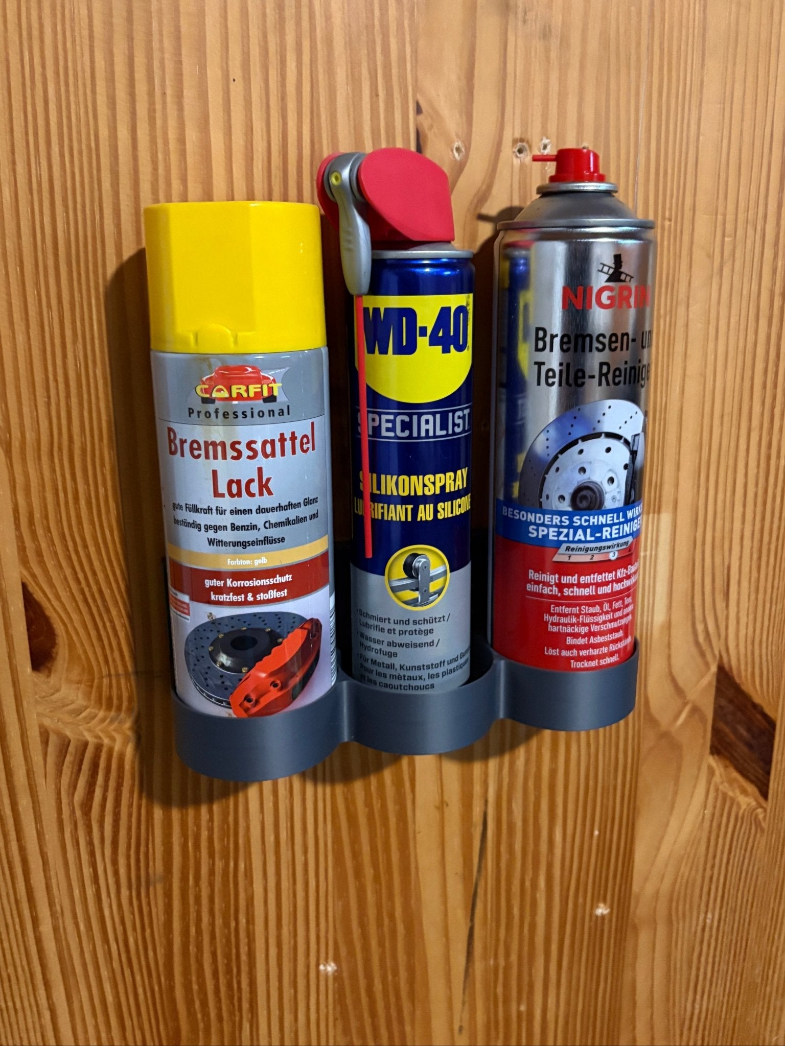 Wandhalter für Spraydosen mit Magnet – flexibel & sicher - Handmade - Factory